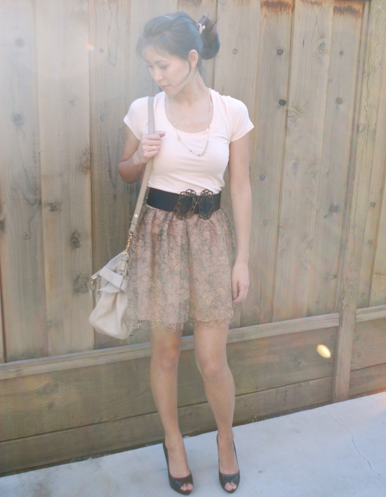 Tulle skirt t-shirt outfit