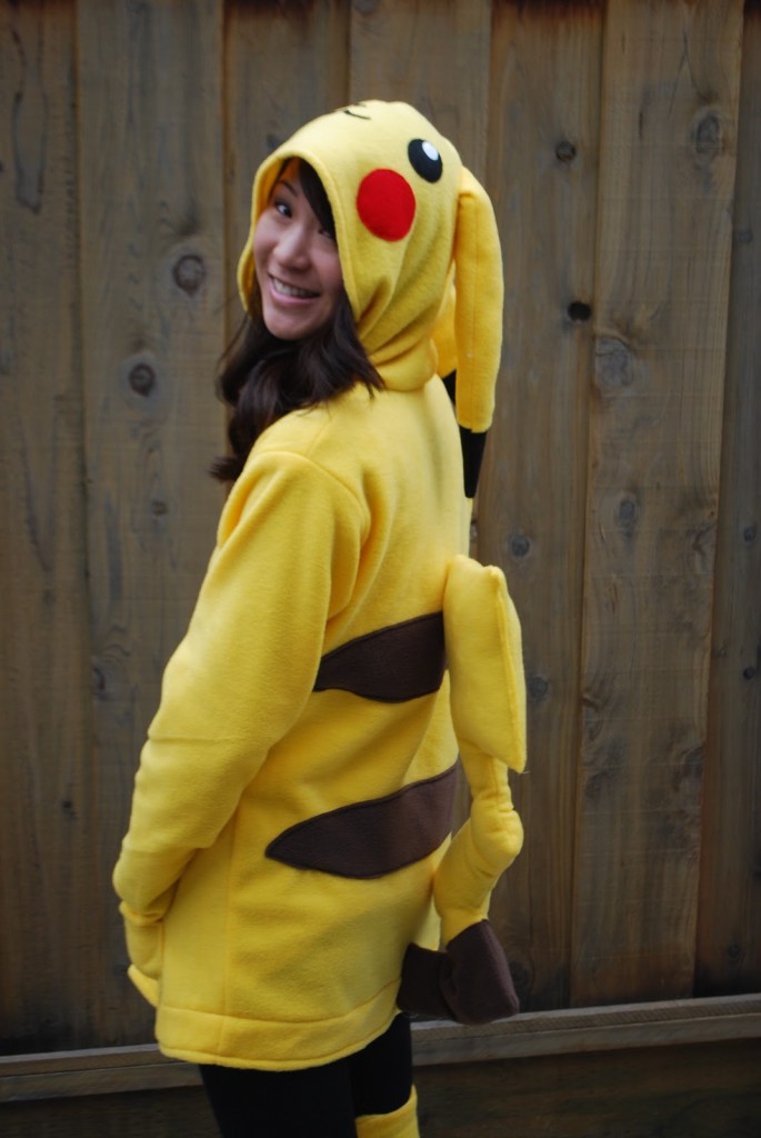 Wondercon 2011- Pikachu Cosplay