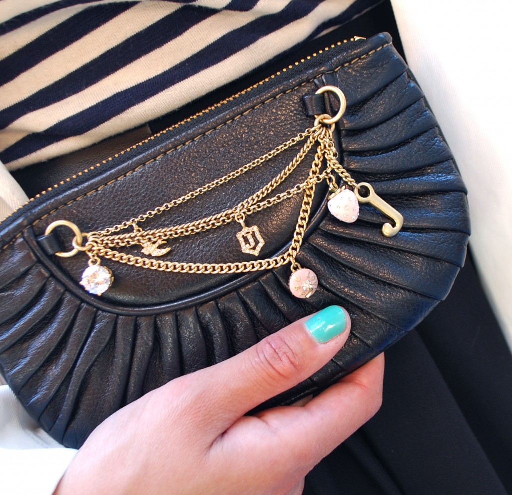 Juicy Couture Chain Black Wristlet