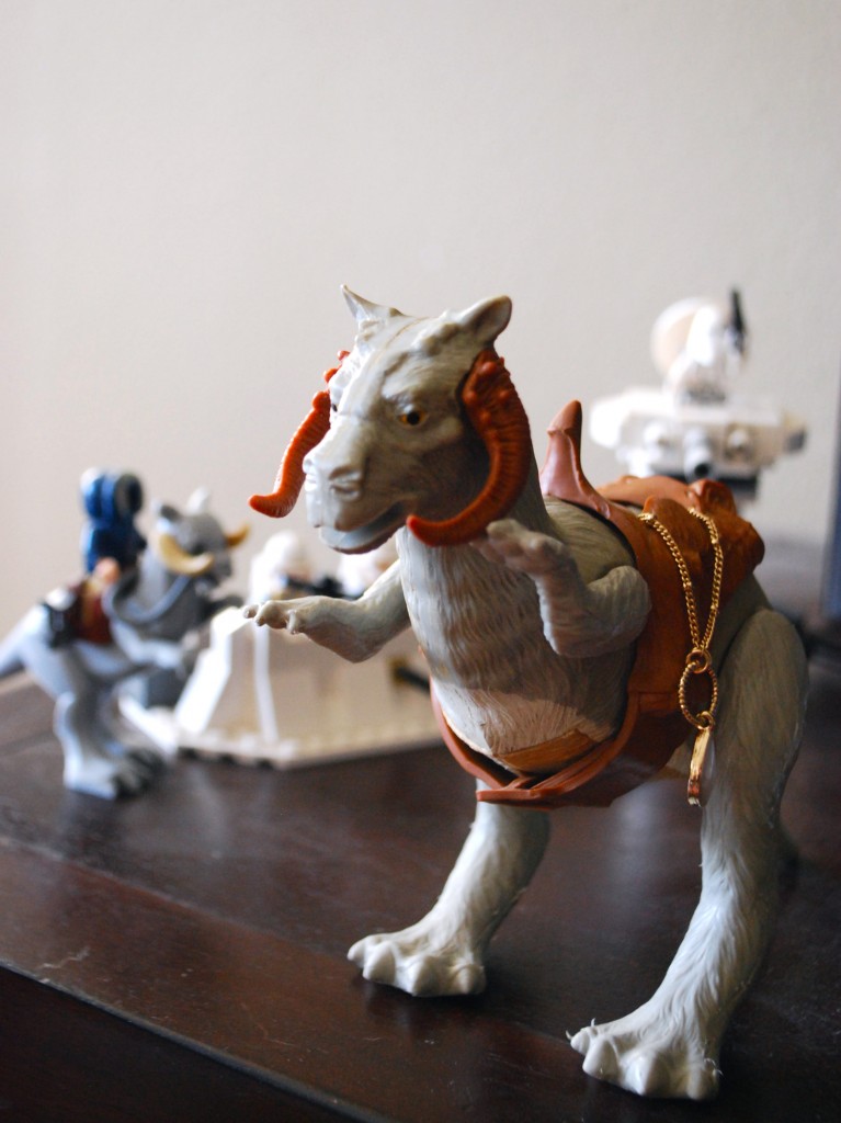 Vintage Open Belly Taun Taun with Hoth Lego Set