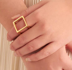 Cube Ring