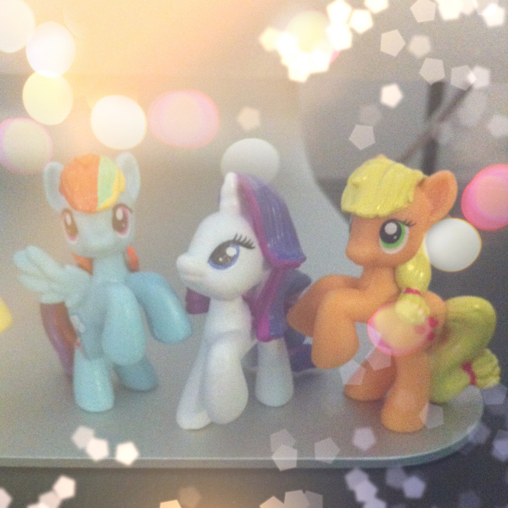 My Little Pony Blind Bag Figure - Rainbow Dash, Rarity, Applejack