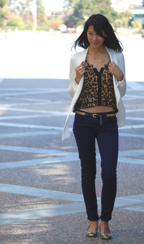 Leopard print ruffle top with blazer and colored jeans outfit