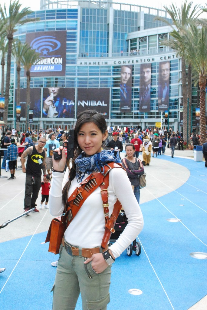 Wondercon 2013 Nathan Drake Cosplay