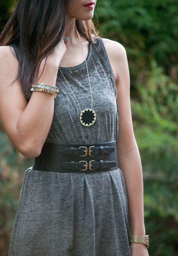 House of Harlow Sunburst necklace