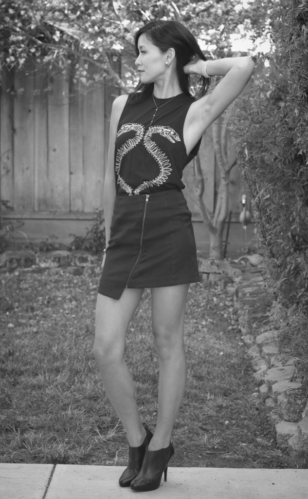 Sovrin Tank Top with Zipper Mini Skirt