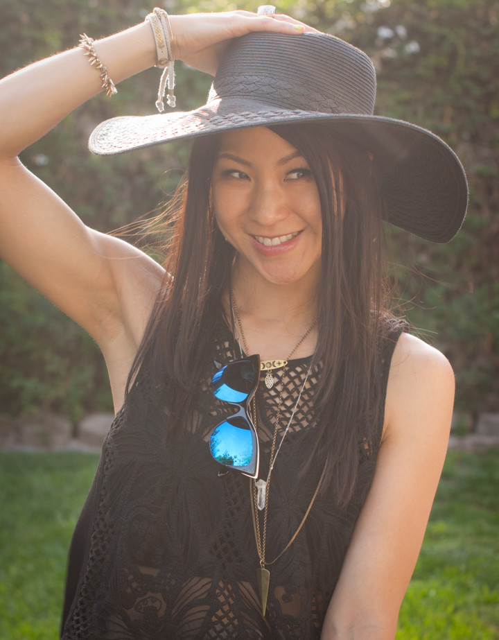 Coachella inspired outfit - Floppy Hat Lace Crop Top