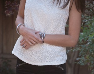 Holidays in Velvet and Lace – the stylish geek